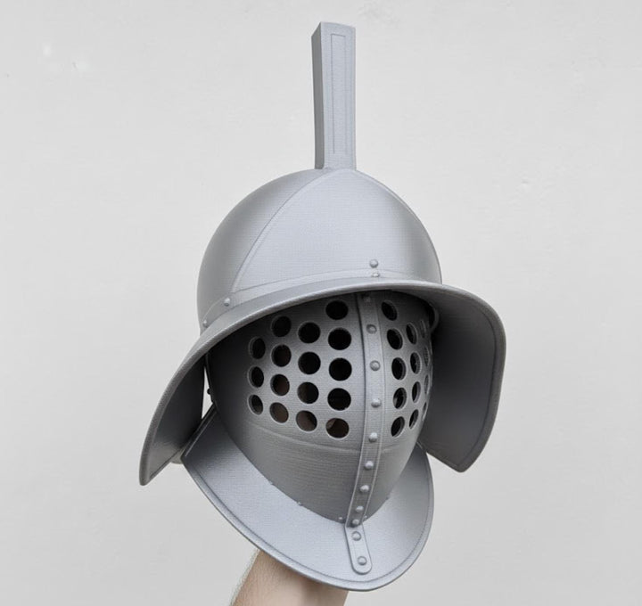 Gladiator Helmet / Cosplay